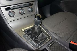 2015款大众高尔夫1.4TSI手动舒适型