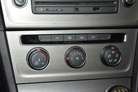 2015款大众高尔夫1.4TSI手动舒适型