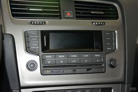 2015款大众高尔夫1.4TSI手动舒适型