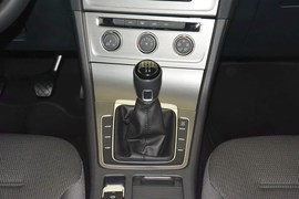 2015款大众高尔夫1.4TSI手动舒适型