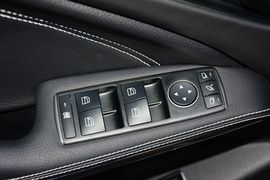 2015款奔驰GLA220