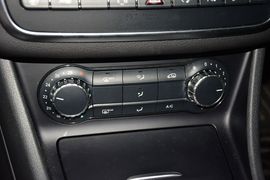 2015款奔驰GLA220