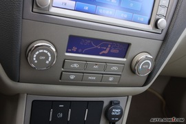 2009款帝豪EC7-RV试驾实拍