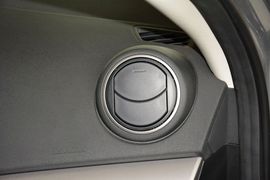 2015款马自达3星骋1.6L自动精英型