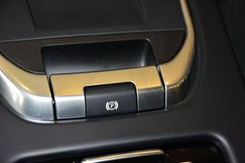 2015款路虎发现神行2.0T