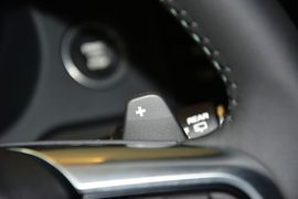 2015款路虎发现神行2.0T