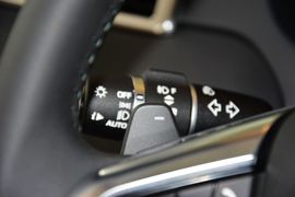 2015款路虎发现神行2.0T