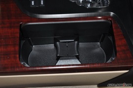 新皇冠3.0L