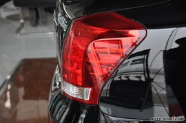 新皇冠3.0L