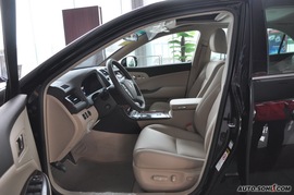 新皇冠3.0L