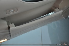 新皇冠3.0L