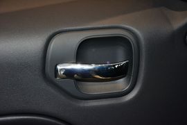 2014款Jeep自由客2.4L运动版