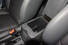 2014款Jeep自由客2.4L运动版