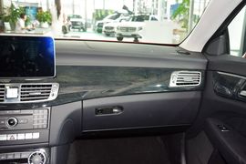 2015款奔驰CLS260