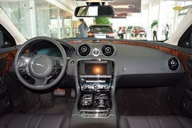 2015款捷豹XJL
