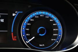 2015款菲亚特菲翔1.4T自动悦享版