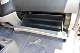 2015款东风风行菱智V3