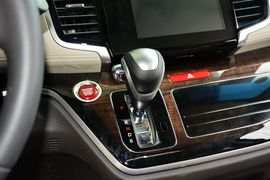 2015款本田奥德赛2.4L豪华版