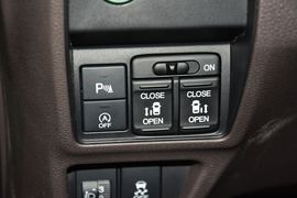 2015款本田奥德赛2.4L豪华版