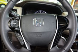 2015款本田奥德赛2.4L豪华版