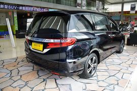 2015款本田奥德赛2.4L豪华版