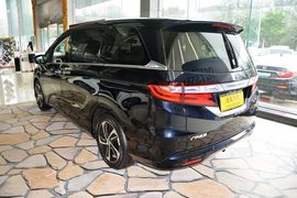 2015款本田奥德赛2.4L豪华版