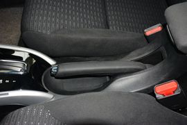 2015款本田凌派1.8L自动超配限量版