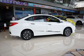 2015款本田凌派1.8L自动超配限量版