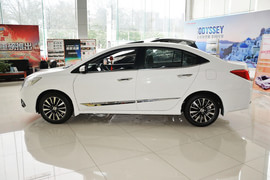 2015款本田凌派1.8L自动超配限量版