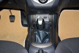 2015款海马M3
