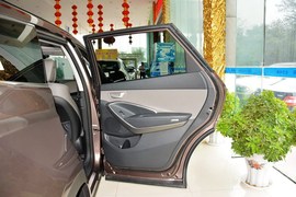 2013款现代格锐3.0L手自一体舒适版