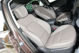 2013款现代格锐3.0L手自一体舒适版
