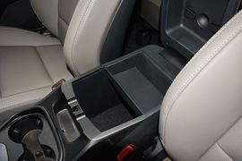 2013款现代格锐3.0L手自一体舒适版