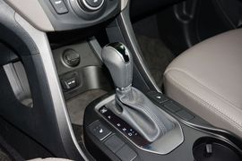 2013款现代格锐3.0L手自一体舒适版