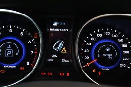 2013款现代格锐3.0L手自一体舒适版