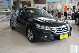 2015款本田雅阁2.0L