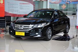 2015款本田雅阁2.0L