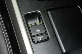 2015款本田雅阁2.0L