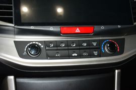 2015款本田雅阁2.0L