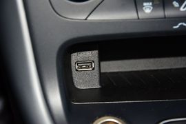 2015款福特福克斯两厢1.5L