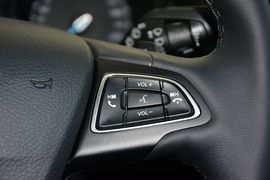 2015款福特福克斯两厢1.5L