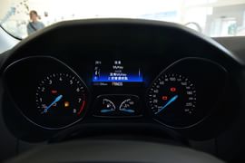 2015款福特福克斯两厢1.5L