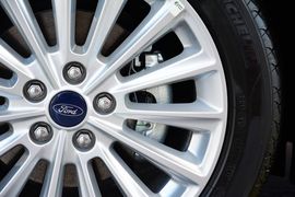 2015款福特福克斯两厢1.5L
