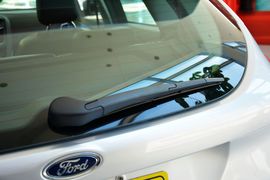 2015款福特福克斯两厢1.5L