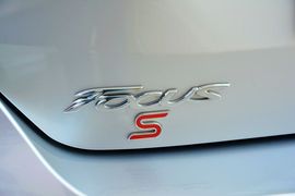 2015款福特福克斯两厢1.5L