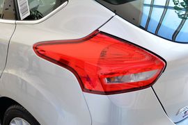 2015款福特福克斯两厢1.5L