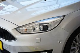 2015款福特福克斯两厢1.5L