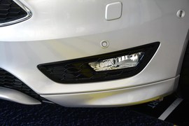 2015款福特福克斯两厢1.5L