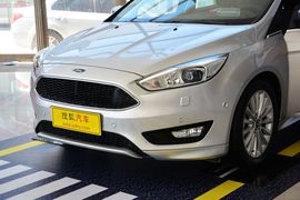 2015款福特福克斯两厢1.5L