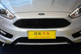 2015款福特福克斯两厢1.5L